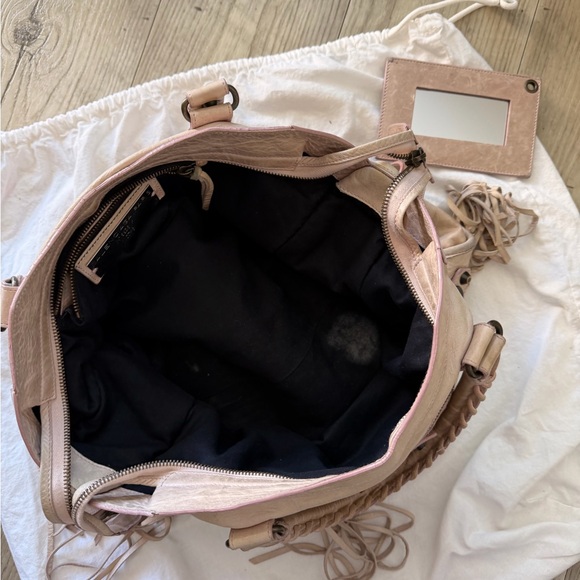 Balenciaga Classic City Bag — Blush Nude 🩷 - Picture 8 of 9
